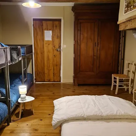 D'etape Le Couvent D'ossau Bed & Breakfast *