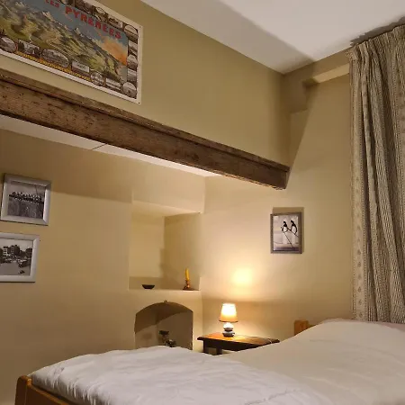 D'etape Le Couvent D'ossau Bed & Breakfast *