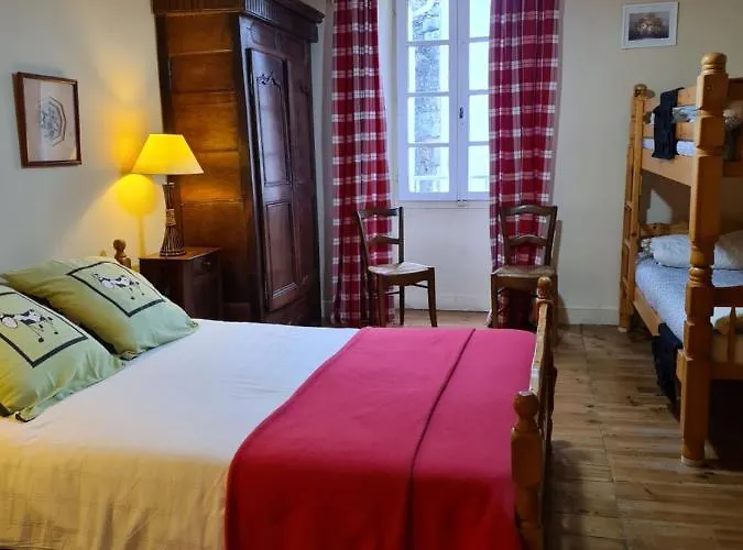 Bed & Breakfast D'etape Le Couvent D'ossau Louvie Juzon