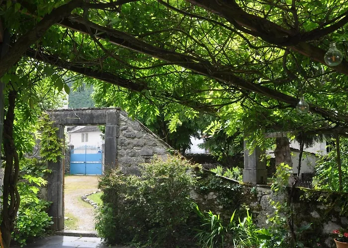 Bed & Breakfast D'etape Le Couvent D'ossau